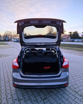 Ford Focus cena 25700 przebieg: 212000, rok produkcji 2012 z Buk małe 562